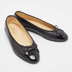 Chanel Black Leather CC Cap Toe Ballet Flats Size 37