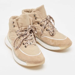 مملوكة مسبقًا Chanel Beige Suede and Fabric CC High Top Sneakers Size 42