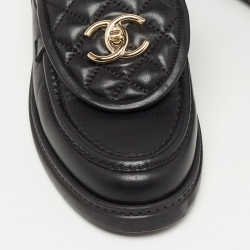 مملوكة مسبقًا Chanel Black Quilted Leather CC Interlocking Logo Slip On Loafers Size 39