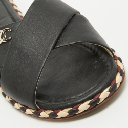 مملوكة مسبقًا Chanel Black Leather CC Braided Slide Flats Size 38