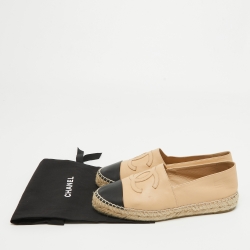 مملوكة مسبقًا Chanel Beige/Black Leather CC Espadrille Flats Size 38