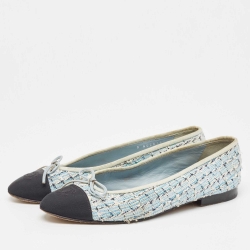 Pre Owned Chanel Blue/Black Canvas and Lurex Fabric CC Ballet Flats Size 38.5