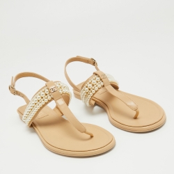 Chanel Beige Leather Faux Pearl Embellished CC Thong Slingback Flat Sandals Size 37.5
