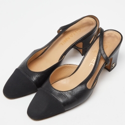 مملوكة مسبقًا Chanel Black Leather and Canvas CC Cap Toe Slingback Sandals Size 37.5