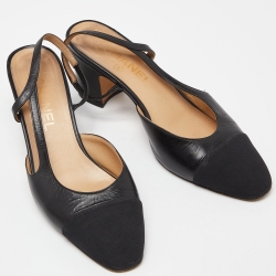 مملوكة مسبقًا Chanel Black Leather and Canvas CC Cap Toe Slingback Sandals Size 37.5