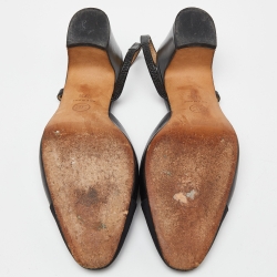 مملوكة مسبقًا Chanel Black Leather and Canvas CC Cap Toe Slingback Sandals Size 37.5