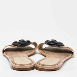 Pre Owned Chanel Beige/Black Leather CC Camellia Flat Slides Size 38.5
