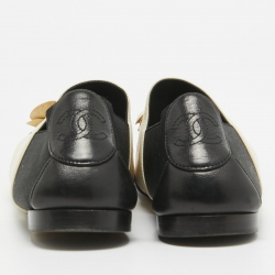 Pre Owned Chanel Two Tone Leather And Elastic Cap Toe Camellia Flower Ballet Flats Size 39
