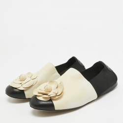 Pre Owned Chanel Two Tone Leather And Elastic Cap Toe Camellia Flower Ballet Flats Size 39