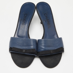 Pre Owned Chanel Blue Leather Bow CC Slide Sandals Size 37.5