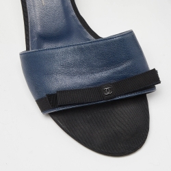 Pre Owned Chanel Blue Leather Bow CC Slide Sandals Size 37.5