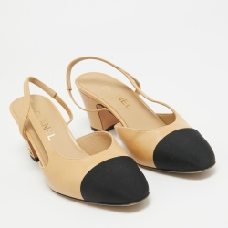 مملوكة مسبقًا Chanel Beige/Black CC Cap Toe Slingback Pumps Size 39