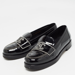 Pre Owned Chanel Black Patent Leather CC Slip On Loafers Size 38.5