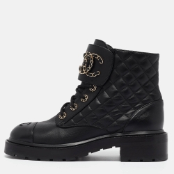 Chanel Black Quilted Leather CC Cap Toe Chain Link Logo Combat Boots Size 39