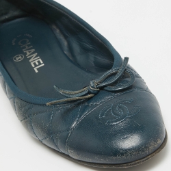 مملوكة مسبقًا Chanel Blue Leather CC Cap Toe Ballet  Flats Size 38.5