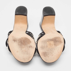 مملوكة مسبقًا Chanel Black Leather Interlocking CC Logo Sandals Size 37