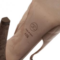 Pre Owned صندل شانيل سلينجباك ذو تقسيمات مقدمة مقفولة جلد بيج مقاس 40.5