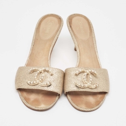 Pre Owned Chanel Gold Textured Suede Embellished CC Slide Sandals Size 39.5