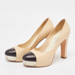 Pre Owned Chanel Beige/Black Leather Platform Pumps Size 37.5 