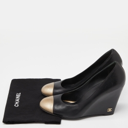 Pre Owned Chanel Black/Gold Leather CC Cap Tote Wedge Pumps Size 40