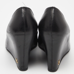 Pre Owned Chanel Black/Gold Leather CC Cap Tote Wedge Pumps Size 40