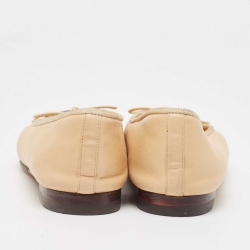 Pre Owned Chanel Beige/Black Leather Bow CC Cap Toe Ballet Flats Size 36.5
