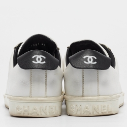 Pre Owned Chanel White Leather CC Low Top Sneakers Size 41