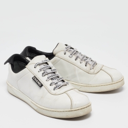 Pre Owned Chanel White Leather CC Low Top Sneakers Size 41