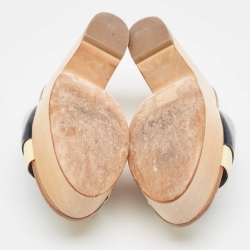 Pre Owned Chanel Two Tone Patent Leather Open Toe Platform Slide Sandals Size 38