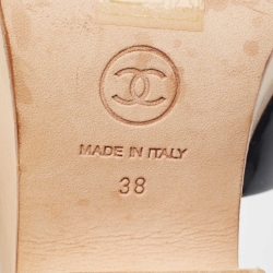 Pre Owned Chanel Two Tone Patent Leather Open Toe Platform Slide Sandals Size 38