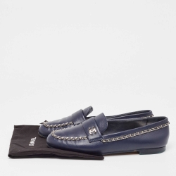 Pre Owned Chanel Navy Blue Leather CC Chain Link Detail Loafers Size 39