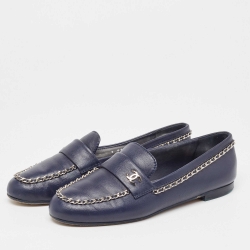 Pre Owned Chanel Navy Blue Leather CC Chain Link Detail Loafers Size 39