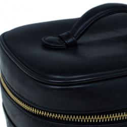 مملوكة مسبقًا Chanel Black Lambskin Leather Vanity Bag