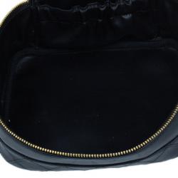 مملوكة مسبقًا Chanel Black Lambskin Leather Vanity Bag