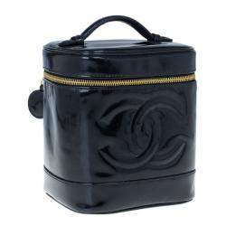 مملوكة مسبقًا حقيبة شد شانيل فانيتي جلد لامع أسود