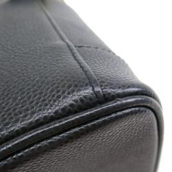 مملوكة مسبقًا Chanel Black Caviar Leather Vanity Case