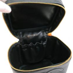 مملوكة مسبقًا Chanel Black Caviar Leather Vanity Case