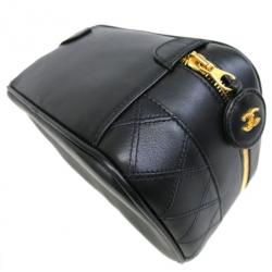 مملوكة مسبقًا Chanel Black Calfskin Vanity Bag