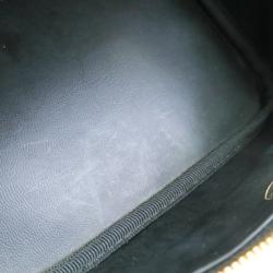 مملوكة مسبقًا Chanel Black Calfskin Vanity Bag