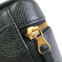 مملوكة مسبقًا Chanel Caviar Leather Vanity Bag