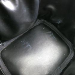 مملوكة مسبقًا Chanel Caviar Leather Vanity Bag