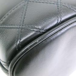 مملوكة مسبقًا Chanel Black Calf Leather Vanity Bag