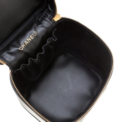 Pre Owned Chanel Black Caviar Leather Cosmetic Vanity Bag