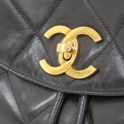مملوكة مسبقًا Chanel Black Quilted Lambskin Backpack