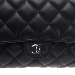 Pre Owned Chanel Black Quilted Leather Cosmetic Case