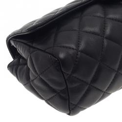 Pre Owned Chanel Black Quilted Leather Cosmetic Case
