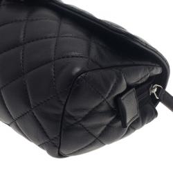 Pre Owned Chanel Black Quilted Leather Cosmetic Case