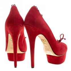 Pre Owned Charlotte Olympia Red Suede Daphne Scalloped Trim Peep Toe Platform Pumps Size 38