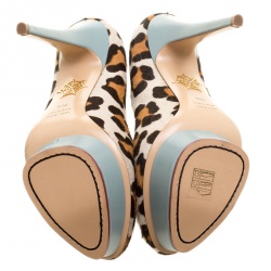 Pre Owned حذاء كعب عالى شارلوت اوليمبيا بولي نعل سميك شعر عجل نقشة فهد مقاس 38.5