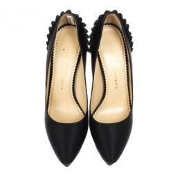 Pre Owned Charlotte Olympia Black Paloma Fan-pleat Satin Pumps Size 39.5